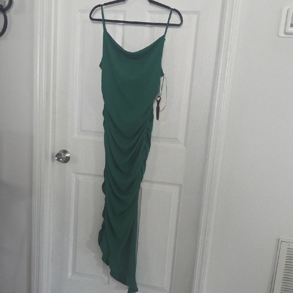 Haute Monde Emerald Green Maxi Dress NWT - Picture 1 of 7